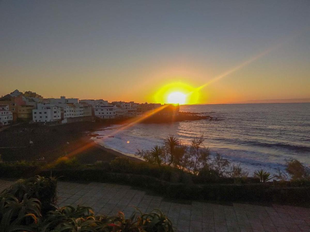 Appartamento Céntrico Loft en el Puerto de la Cruz con Wifi y cerca de la playa Esterno foto